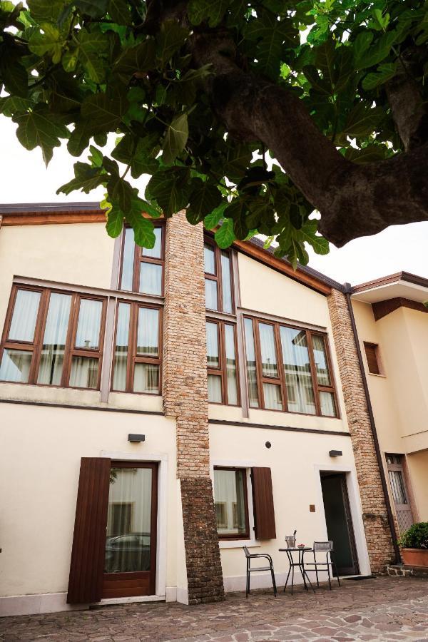 Ad Sidera Bed & Breakfast Pastrengo Dış mekan fotoğraf